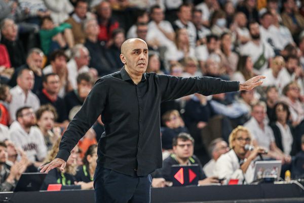 Le coach du C'Chartres Basket Moatassim Rhennam aura le plaisir d'entrainer son équipe en Pro B la saison prochaine.