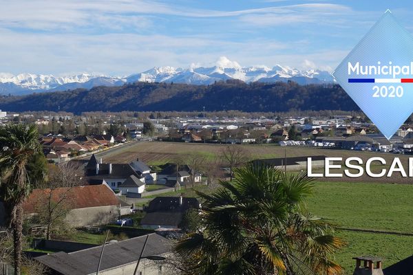 Lescar fait partie de la Communauté d'agglomération Pau Béarn Pyrénées.