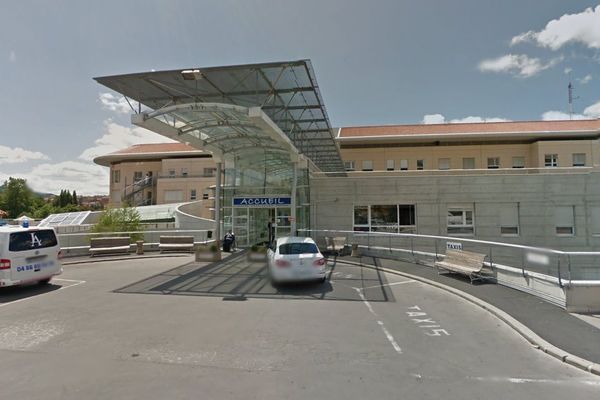 Les deux victimes ont été admises aux urgences du centre hospitalier Emile Roux, au Puy-en-Velay, avant leur décès, début 2019.