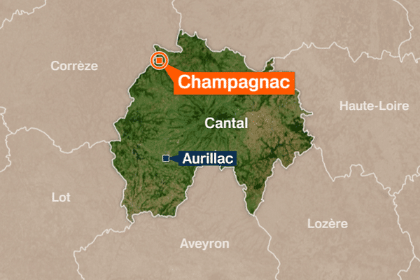 Mercredi 12 juillet, au lieu-dit Lempret sur la commune de Champagnac, dans le Cantal, deux cyclistes ont perdu le contrôle de leur vélo dans une descente alors qu’ils circulaient en direction d’Ydes. Les deux hommes, âgés de 24 et 29 ans, ont fini leur course contre un poids lourd qui arrivait en face. 