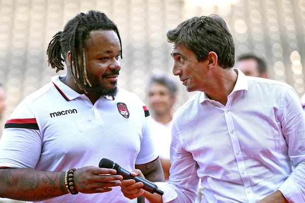 Mathieu Bastareaud était présent pour la présentation des nouvelles recrues devant les supporters du Lou Rugby, mercredi 17 juillet 2019, au stade de Gerland.