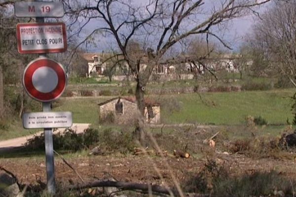 Un homme a été tué à Figanières (Var) au lieu-dit du "Petit clos Pouiri", dans la soirée du samedi 6 avril 2013