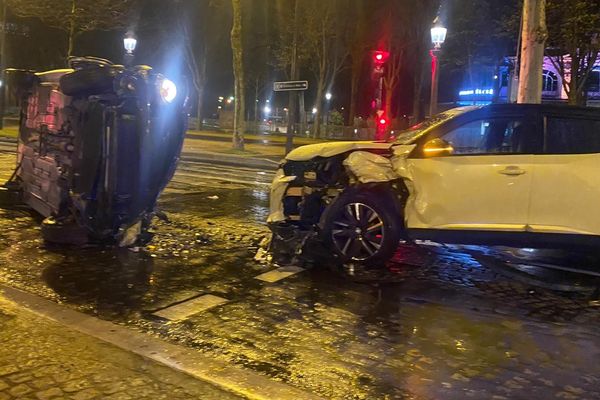 L’automobiliste a notamment percuté un véhicule, avant d’être interpellé.