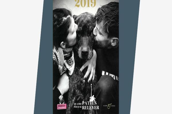 L'association vit grâce aux dons et à la vente des calendriers ( 15 euros pièce). 