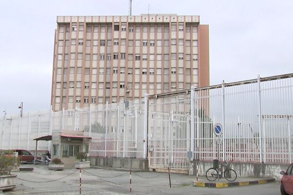 La prison "Lorusso e Cutugno" de Turin, où l'auteur présumé du meurtre d'Auriane Laisne a été incarcéré depuis son extradition de France, fin novembre dernier. Condamné par le tribunal correctionnel de Grenoble, il était emprisonné à Varces (38), depuis avril dernier.