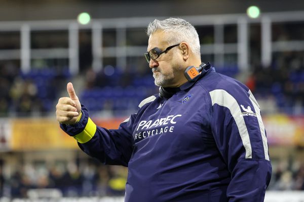 Le coach de l'ASM Clermont Auvergne Christophe Urios dresse un bilan de sa première année en tant qu'entraîneur.