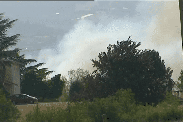 Un incendie a éclaté à Taluyers mardi après-midi... 7/7/15