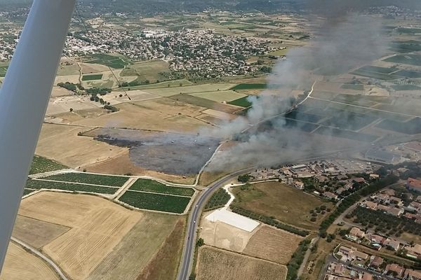 Saint-Dionizy (Gard) - un incendie détruit 2 hectares de végétation - 14 juillet 2020.