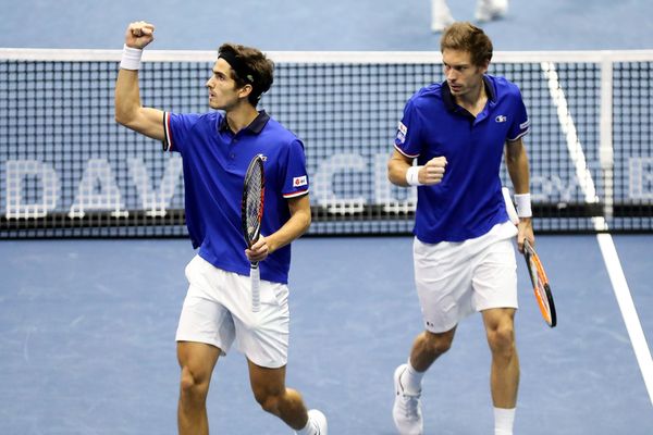 Pierre-Hugues Herbert et Nicolas Mahut, coéquipiers en équipe de France de coupe Davis sont toujours en lice à l'Open sud de Montpellier