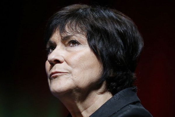 Marie-Arlette Carlotti l'emporterait au second tour avec 43% des voix, un point devant le candidat UMP