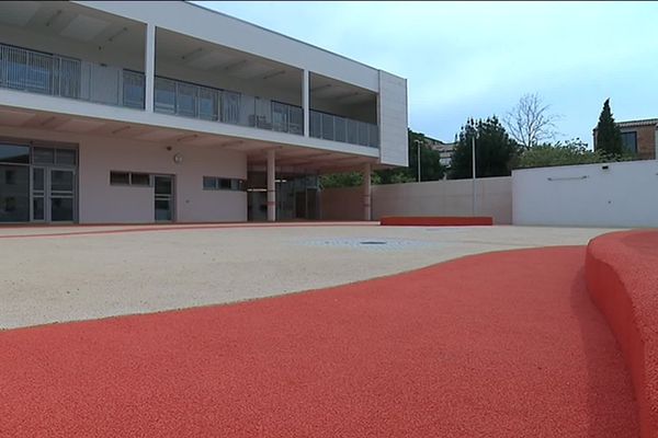 L'école Pape Carpentier du quartier Celleneuve possède désormais une extension avec cinq nouvelles salles de classe.