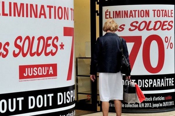 Il faudra attendre le 2 juillet dans les Alpes-maritimes pour voir de tels affichages !