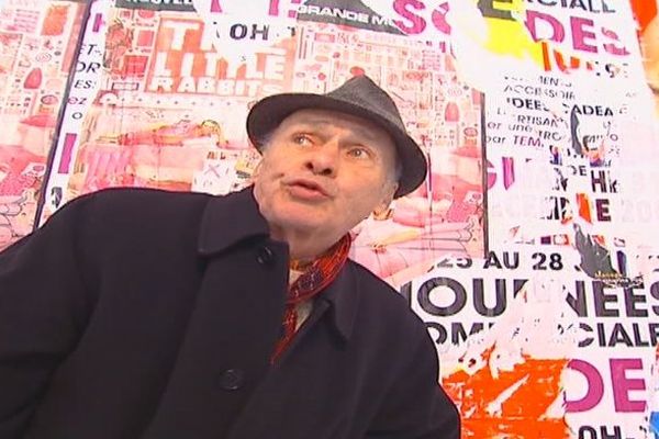 Jacques Villeglé à Corte en janvier 2001