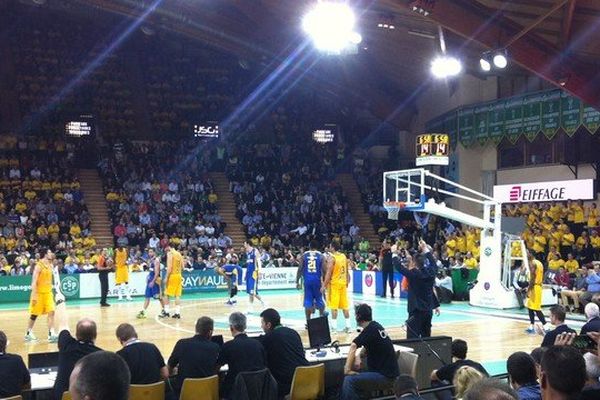 Le Limoges CSP s'incline 73-79 à l'issue d'un match à suspens.