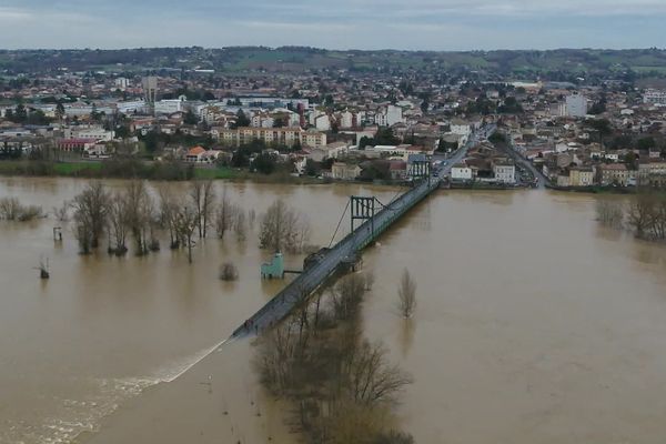 4 février 2021 : la ville de Marmande se retrouve isolée par les eaux