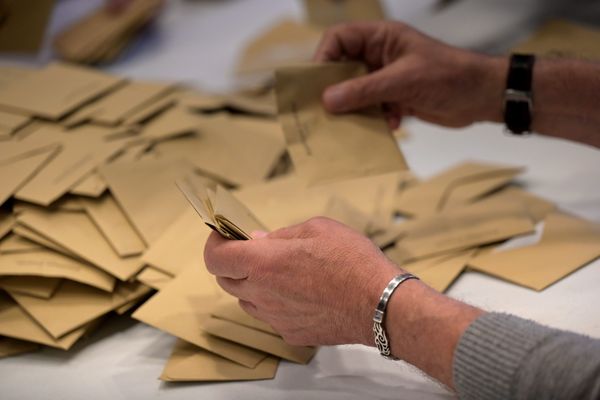 Découvrez les résultats du 1ᵉʳ tour des élections législatives dans l'Oise en temps réel.