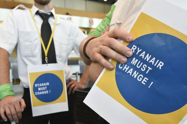 Les salariés de Ryanair occupaient ce matin l'aéroport belge de Charleroi.