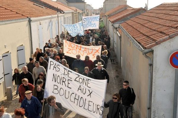 Deconstruction Des Premieres Maisons Situees En Zone Noire A Chatelaillon