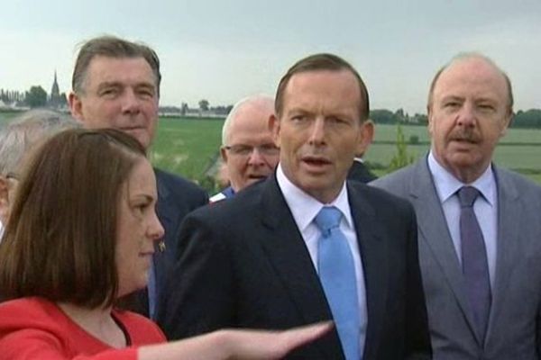 Tony Abbott, le premier ministre australien en visite dans la Somme