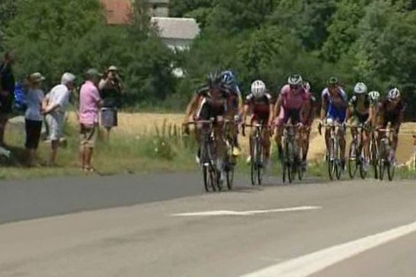 C'est sous une chaleur torride que les coureurs ont parcouru les 137 km entre Aubière et Lavoute-Chilhac