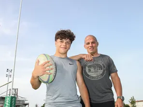 Medhi Narjissi aux côtés de son père Djalil, ancien joueur pro d'Agen.