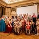 Les candidats du concours Miss et Mister Handi France 2023, avec Dominique Charlet au milieu du premier rang.