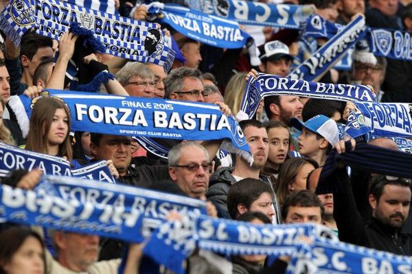 Les supporters corses interdits de déplacement à Marseille.
