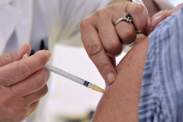 Le calendrier vaccinal fixe les vaccinations applicables aux personnes résidant en France, en fonction de leur âge. 