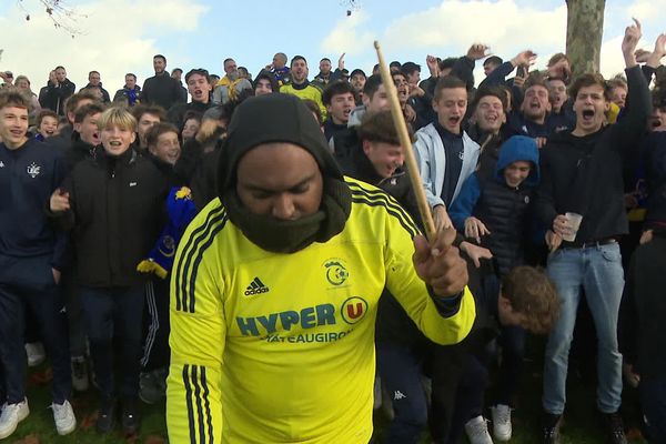 Les supporteurs de Chateaugiron ont tout donné pour encourager leur équipe mais cela n'a pas suffi face à l'AS Vitré.