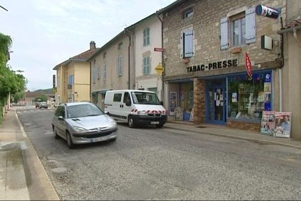 Le bureau de tabac de Philippe Le Hen à Cuiseaux (Saône-et-Loire)