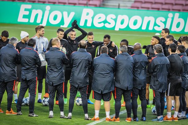 L'entraînement du PSG au Camp Nou, à Barcelone.