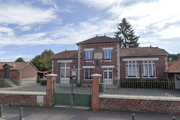 A Vignemont dans l'Oise, la mairie organise la solidarité pendant le confinement.