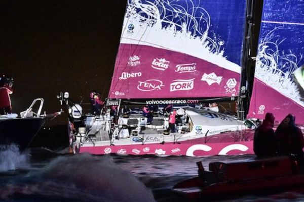 Le monocoque SCA et son équipage féminin l'emporte à Lorient lors de cette 8e étape de la Volvo Ocean Race