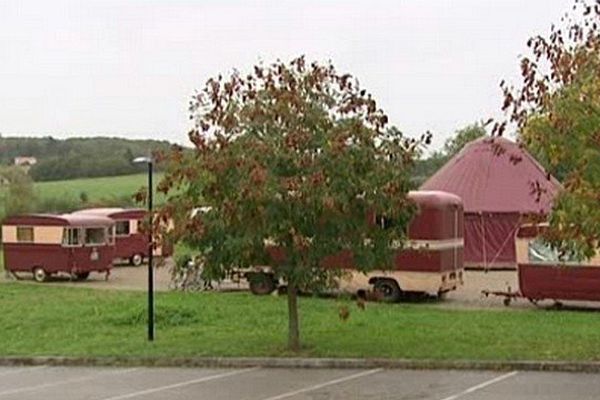 Le cirque Pleind'Air est à quai à La Mégisserie à Saint-Junien