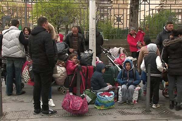 Les 117 albanais avaient été délogés, fin mars, d'un autre square lyonnais.