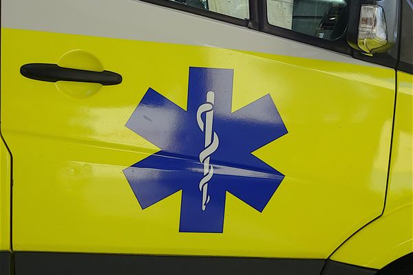 Ambulanciers, une profession au bord du burn out et des entreprises au bord de la faillite dénonce le président de l'Association des transports sanitaires urgents du département du Rhône