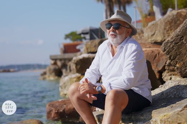 Loin du showbiz de la Côte d'Azur, Gérard Jugnot a trouvé son havre de paix dans le Var.