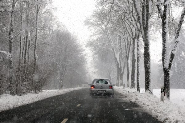 Prudence sur les routes lorsque la neige fait son apparition