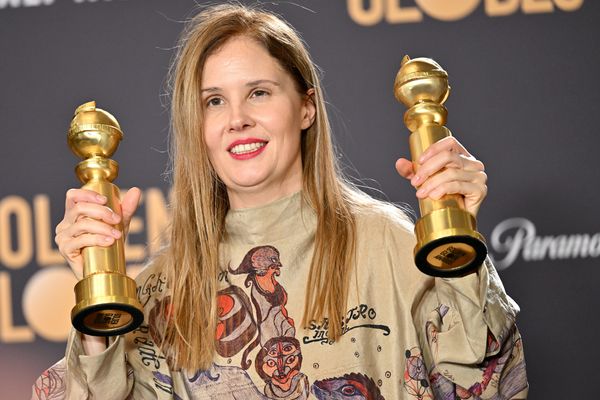 La réalisatrice normande Justine Triet a décroché le prix du meilleur film en langue étrangère, ainsi que celui du meilleur scénario pour son film "Anatomie d'une chute".