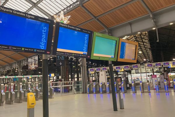 Les quais des trains normands à la gare Saint-Lazare seront très calmes le jour de Noël