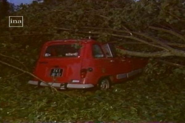 Capture d'ecran FR3 Poitou-Charentes Actualités (26 juillet 1983) 