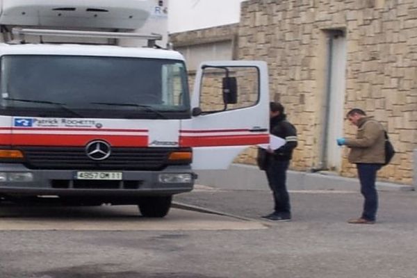 Narbonne ce matin, perquisition d'un camion devant les abattoirs municipaux