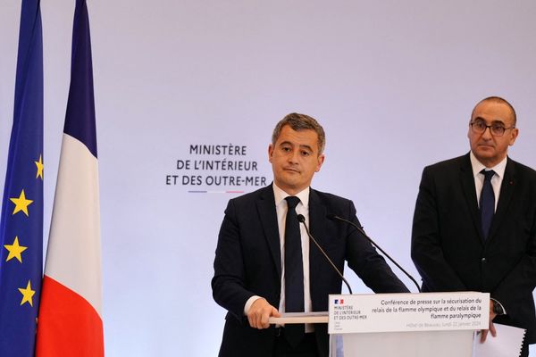 Gérald Darmanin, le 22 janvier 2024, lors d'un point presse sur le parcours de la flamme olympique.