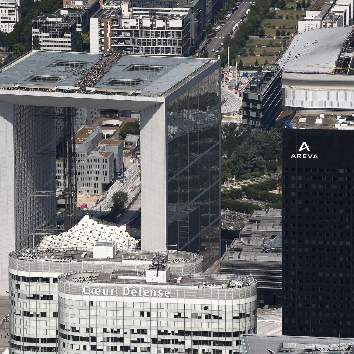 Pourquoi la Grande Arche de la D fense est elle l g rement d sax e