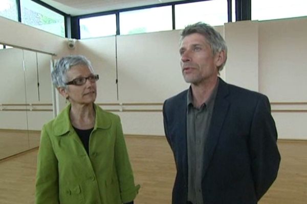 Jacques Gamblin en compagnie de sa soeur Catherine, organisatrice du festival "La danse de tous les sens" à Falaise jusqu'au 18 mai.