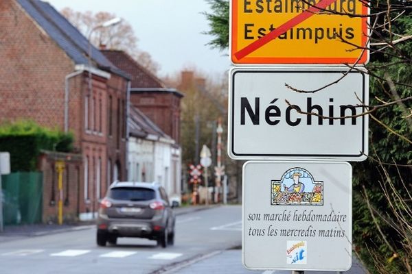 L'entrée de Néchin (commune d'Estaimpuis) en Belgique. 