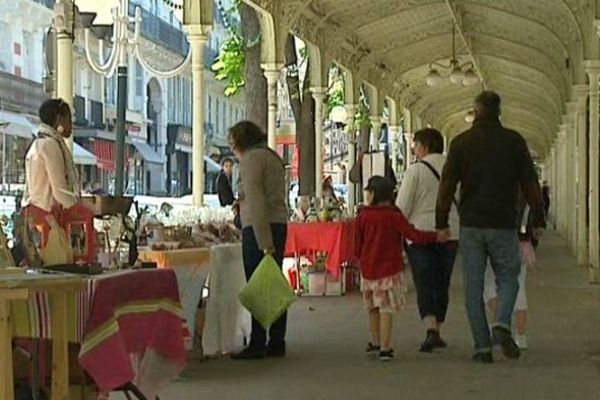 Jusqu'à dimanche soir 19 heures, la galerie du parc des Sources à Vichy accueille les 1ères Journées du fait main.