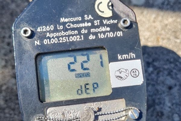 Le jeune conducteur a dépassé de 109 km/h la vitesse autorisée.