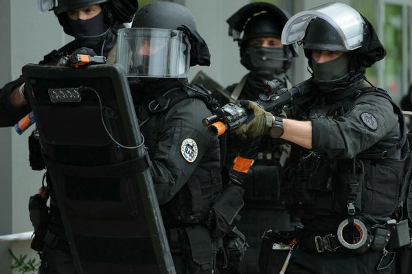 Le Raid est intervenu ce mardi 24 septembre 2024 vers 5h à Castres dans le Tarn à la suite d'une fusillade en plein centre-ville.