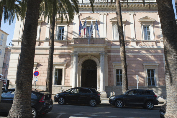 Illustration - La mairie d'Ajaccio (Corse du Sud)